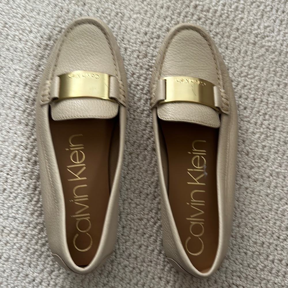 Calvin Klein Tan Leather Loafers Size 9